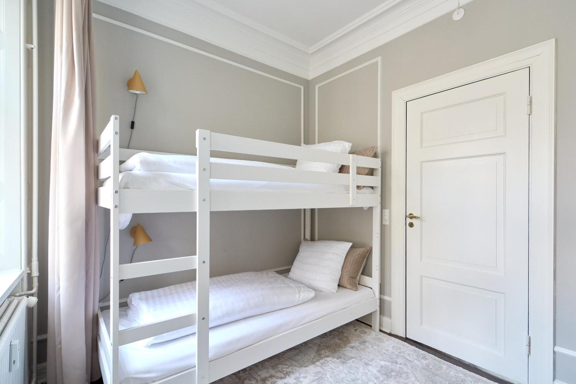 Large 4 Bedroom With Balcony & Bathtub In Cph City Copenaghen Esterno foto